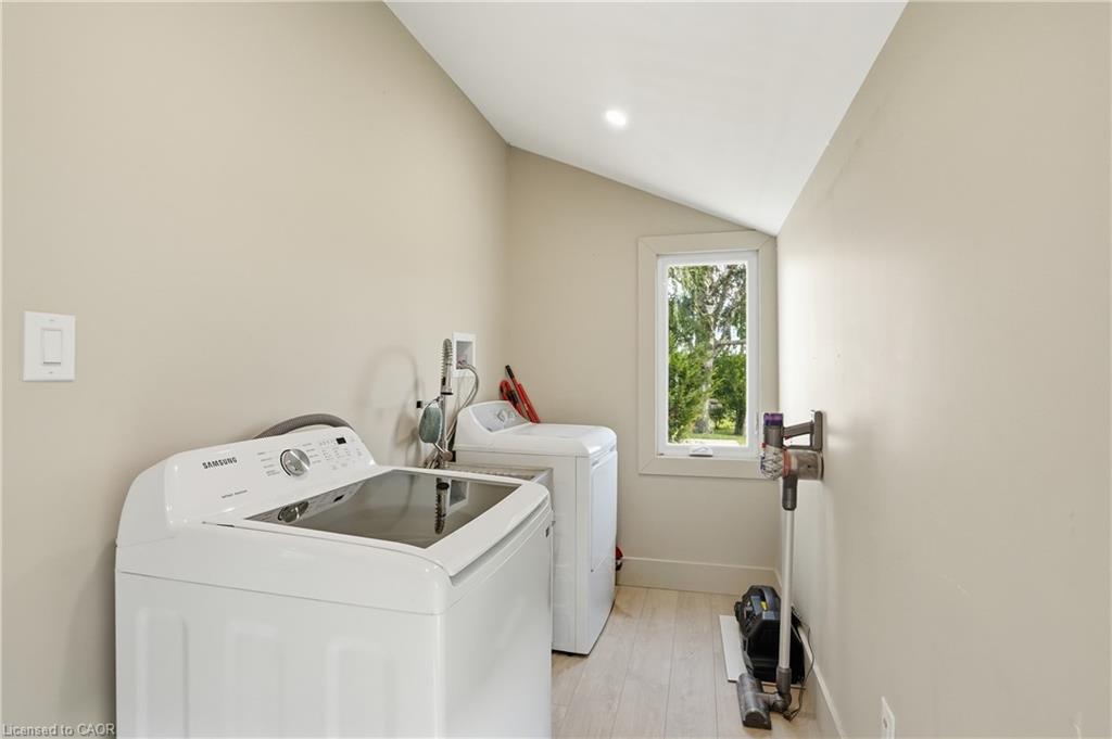 219 Ridge Road W Property Photo 20