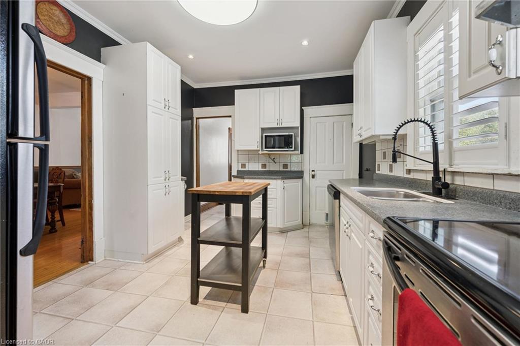 81 Aberdeen Road S Property Photo 14