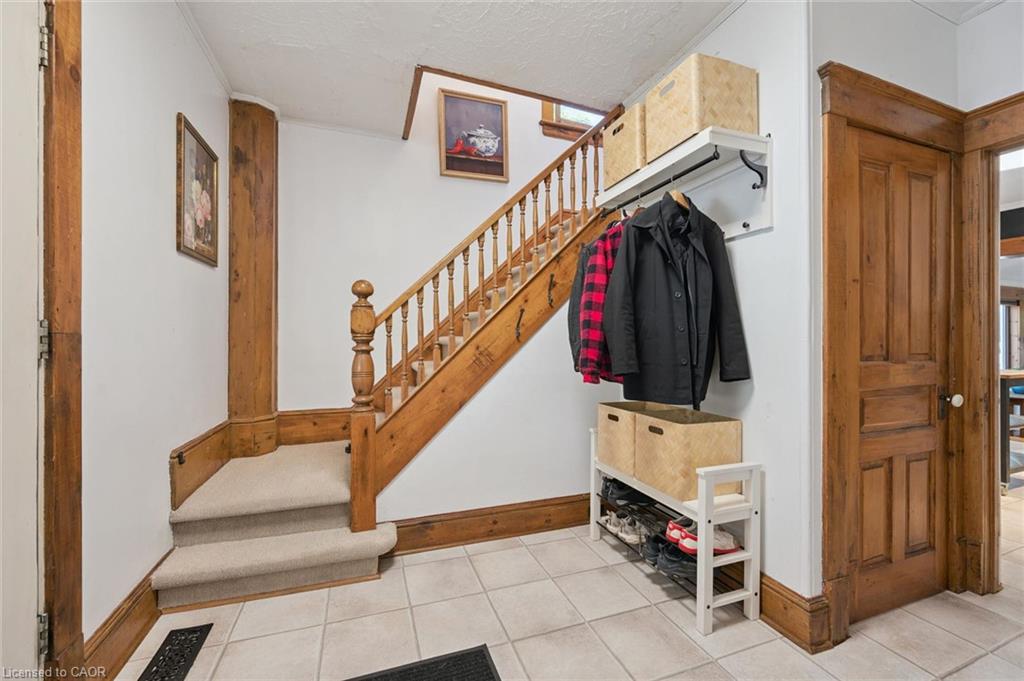 81 Aberdeen Road S Property Photo 24