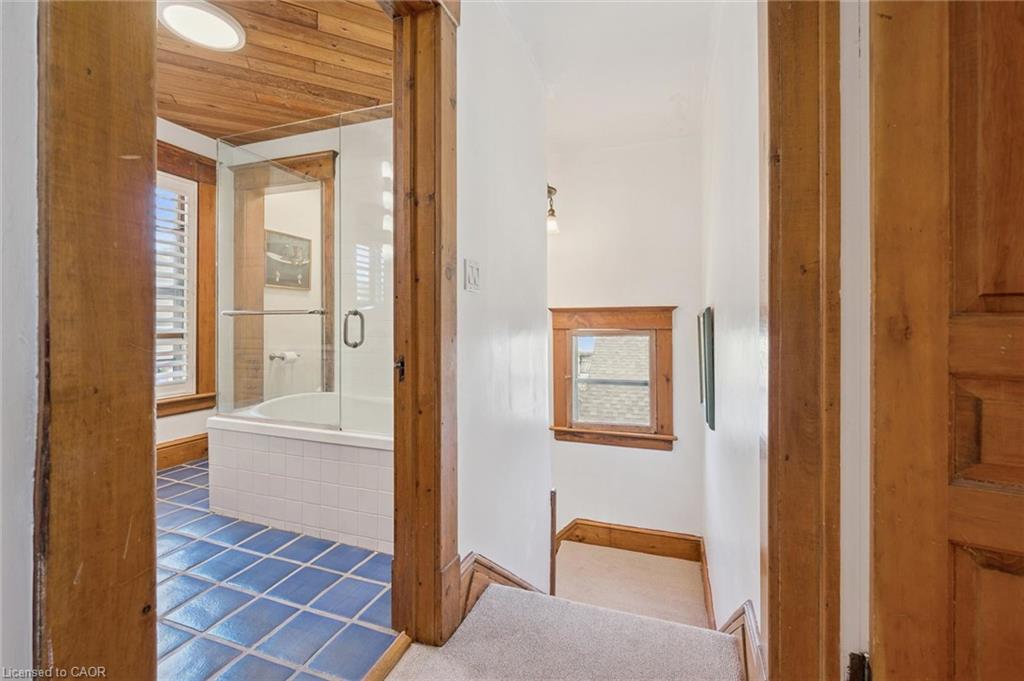 81 Aberdeen Road S Property Photo 32