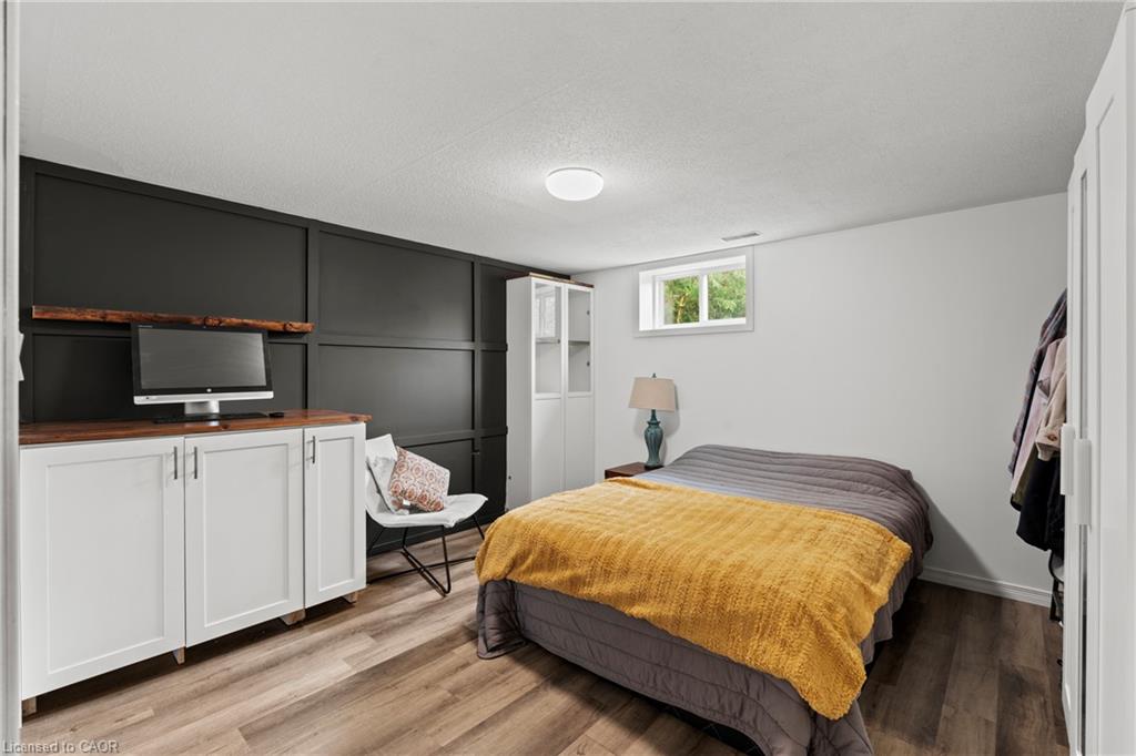 187 Dufferin Street Property Photo 17