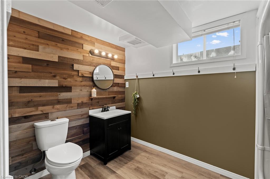 187 Dufferin Street Property Photo 19