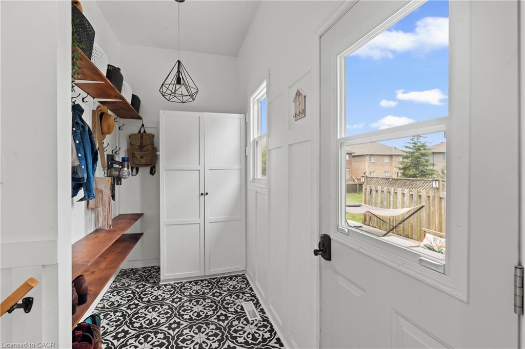 187 Dufferin Street Property Photo 21