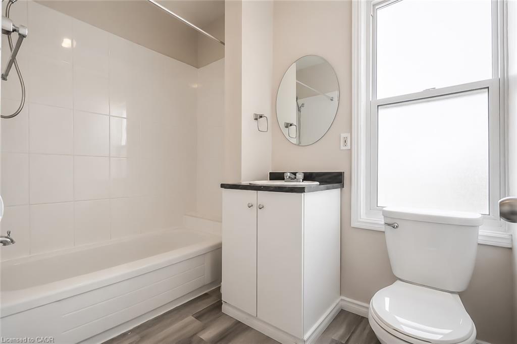 93 Lancaster Street W Property Photo 13