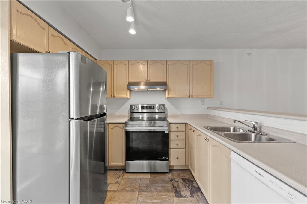 202-4005 Kilmer Drive Property Photo 8