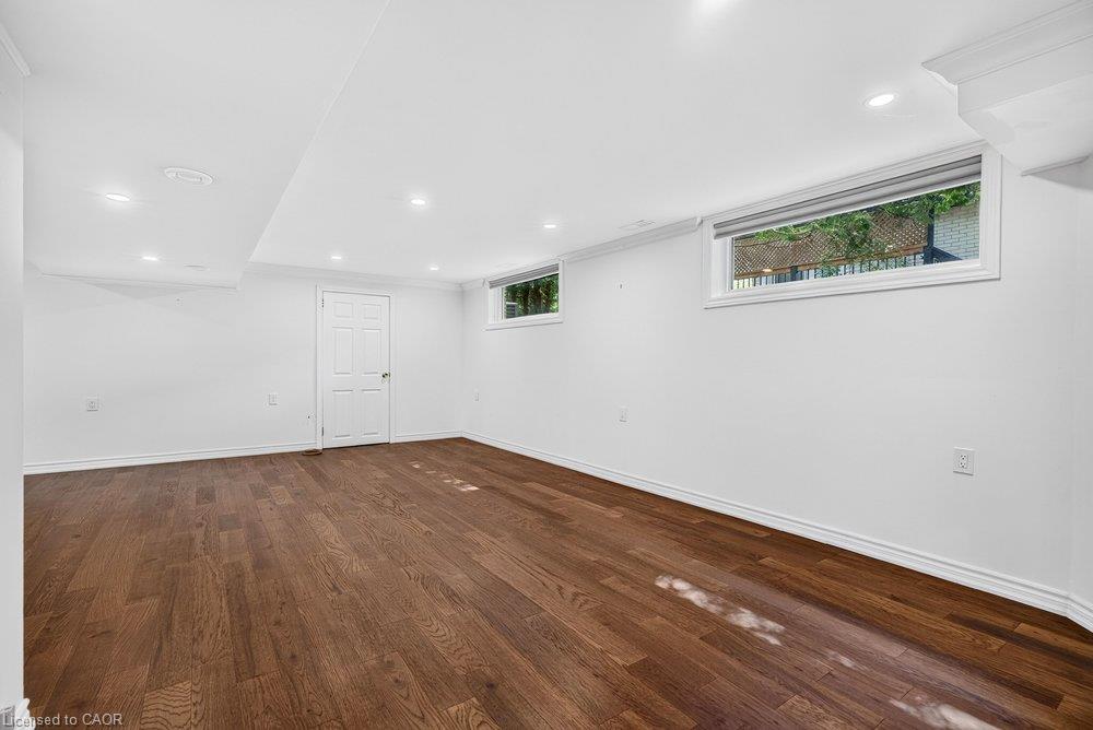 572 Bridgman Avenue Property Photo 31