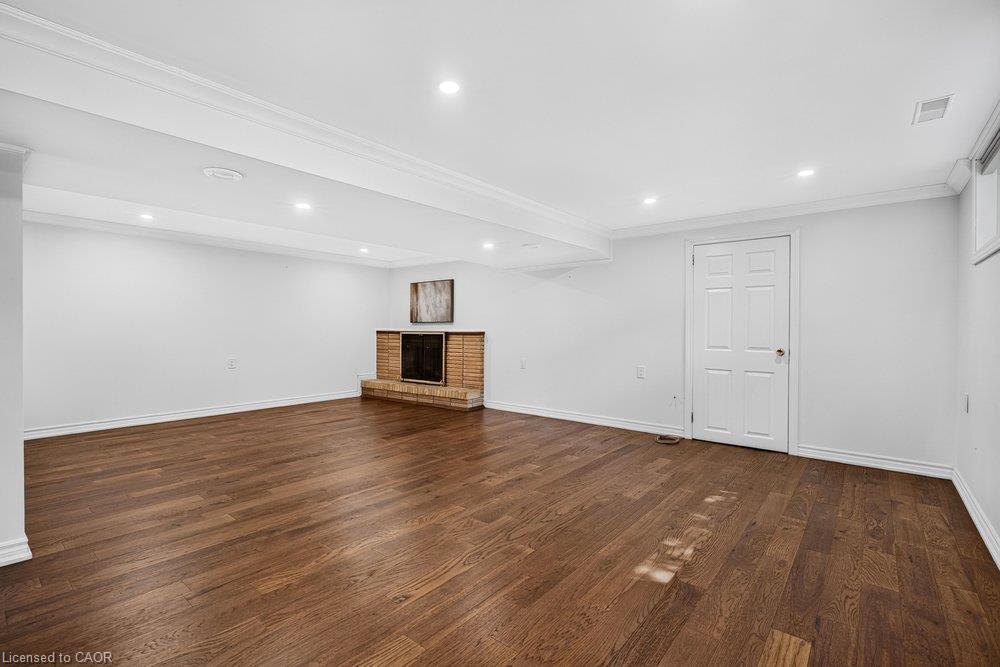 572 Bridgman Avenue Property Photo 32