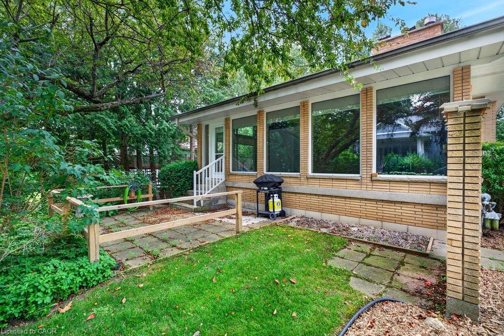 572 Bridgman Avenue Property Photo 38