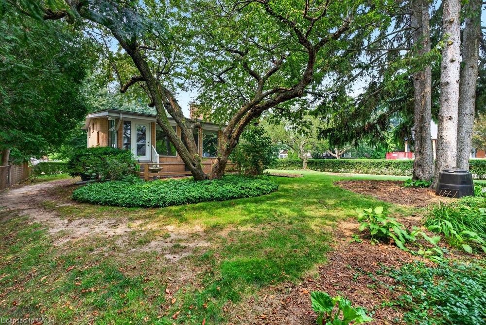 572 Bridgman Avenue Property Photo 39