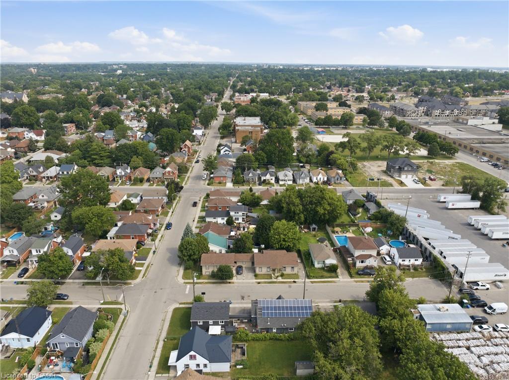 102 (a-c) Sarah Street Property Photo 25