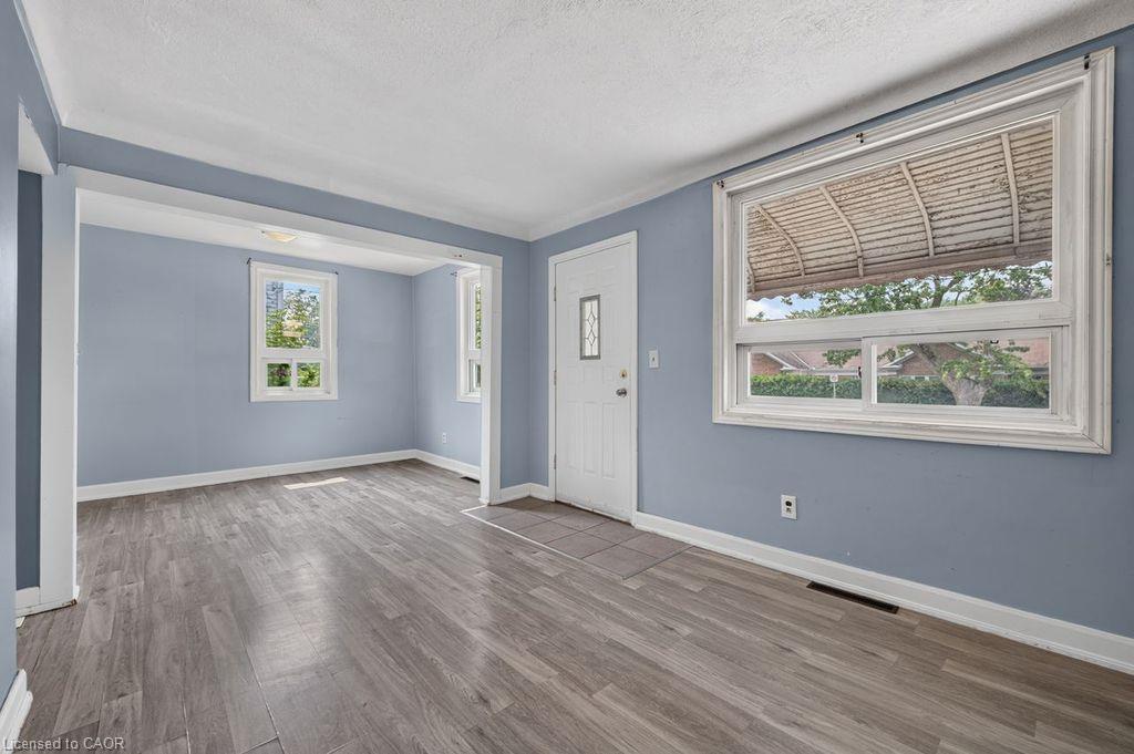 30 Northhaven Road Property Photo 5