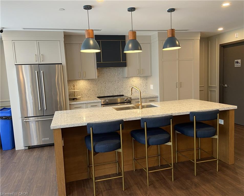 428-450 Dundas Street E Property Photo 19