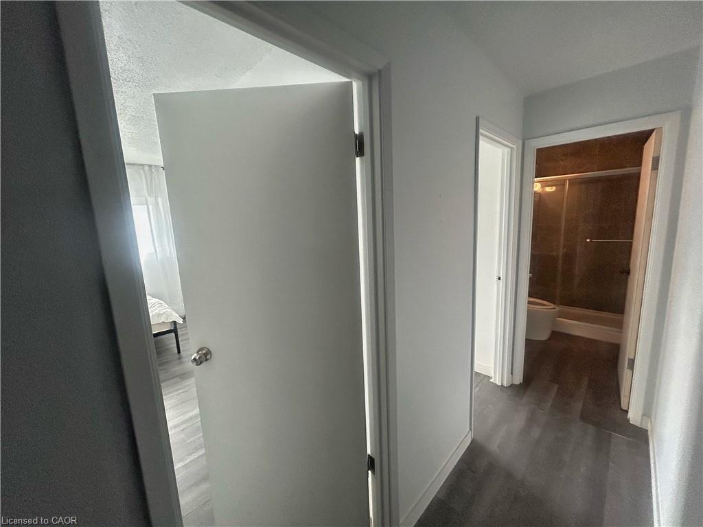 6-303 King Street N Property Photo 9