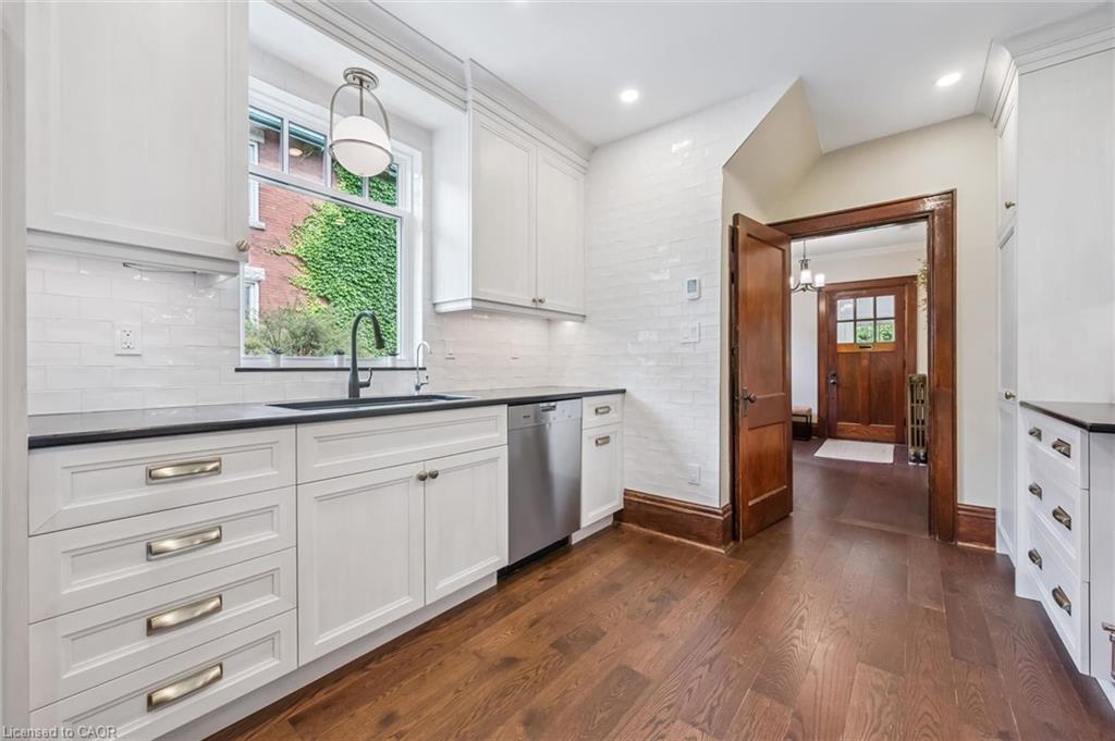 83 Durham Street Property Photo 22