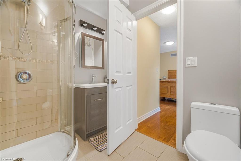 93 Wellandvale Drive Property Photo 23
