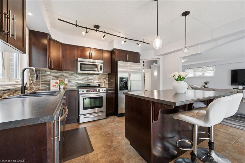138 Flanders Road Property Photo 17