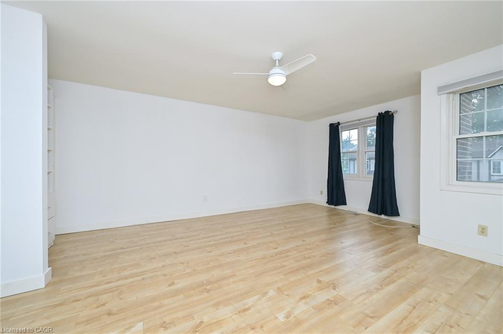 32-2120 Rathburn Road E Property Photo 16