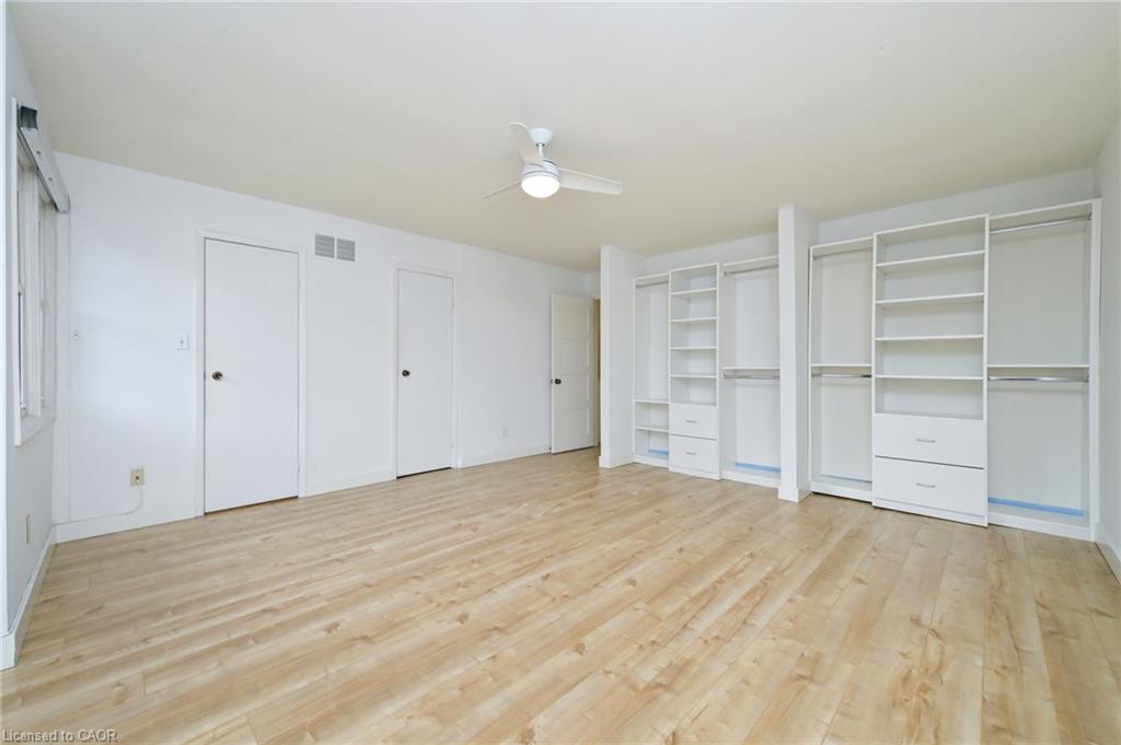 32-2120 Rathburn Road E Property Photo 17