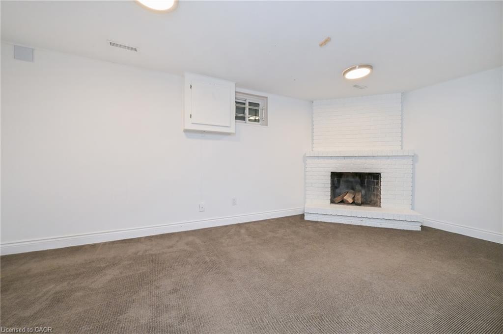 32-2120 Rathburn Road E Property Photo 24