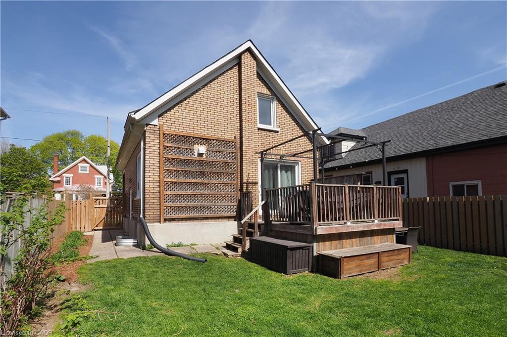 123 Samuel Street Property Photo 21