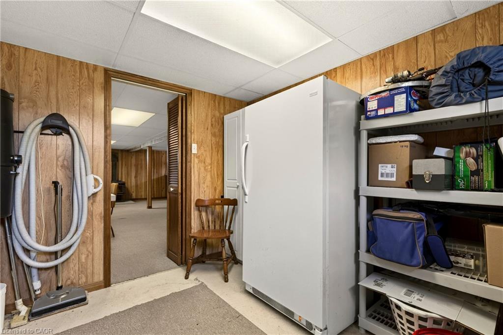 958 Highland Road E Property Photo 36