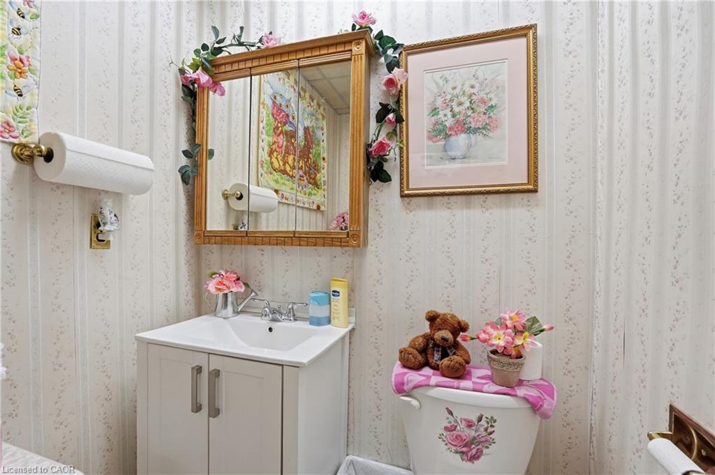 61 Niagara Street Property Photo 15