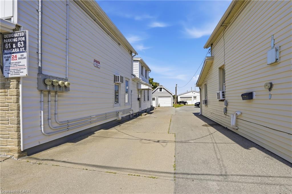 61 Niagara Street Property Photo 17
