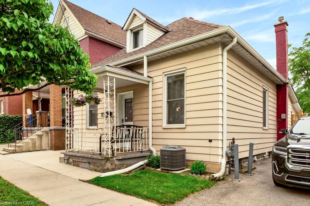 66 Beechwood Avenue Property Photo 3