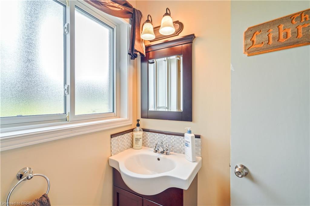 10 Brier Crescent Property Photo 28