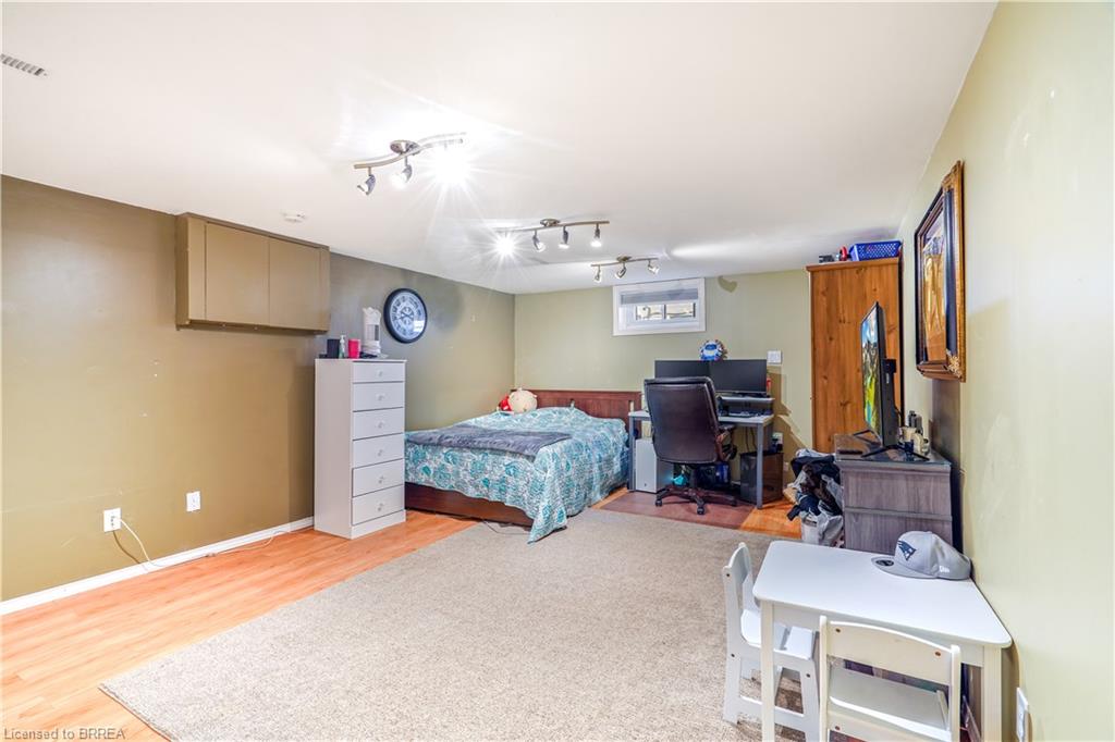 10 Brier Crescent Property Photo 31