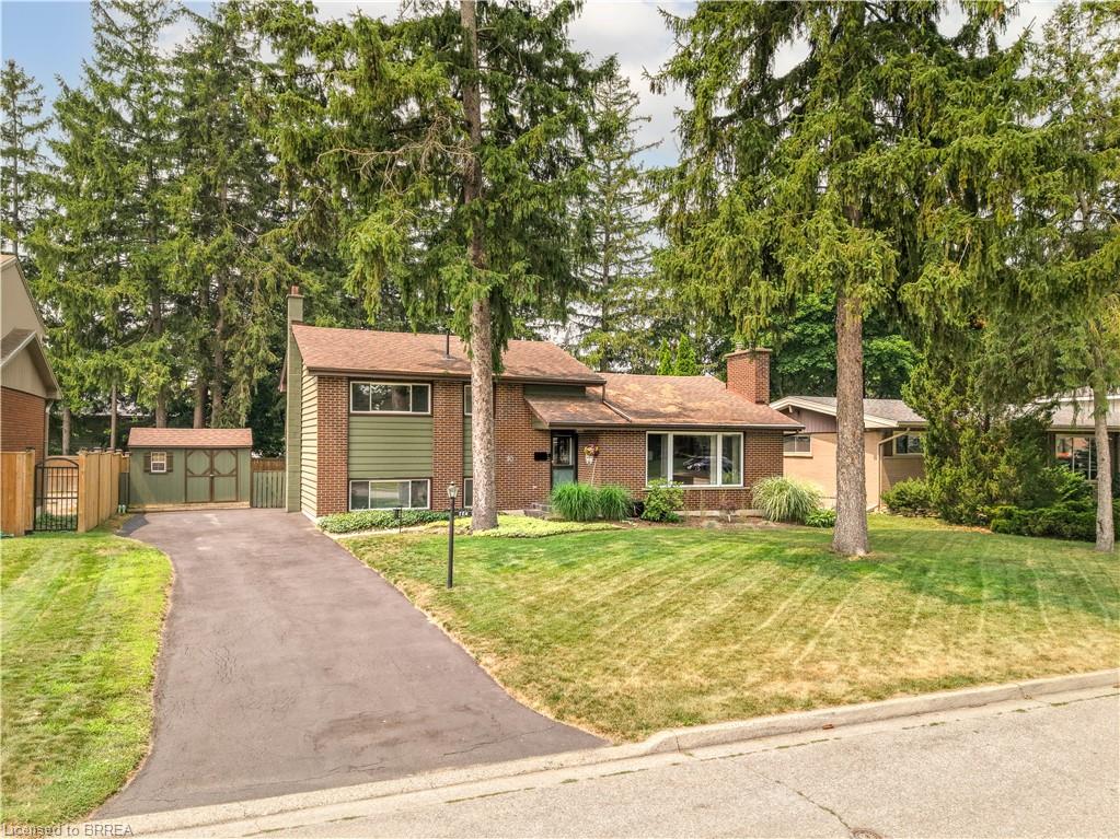 10 Brier Crescent Property Photo 41