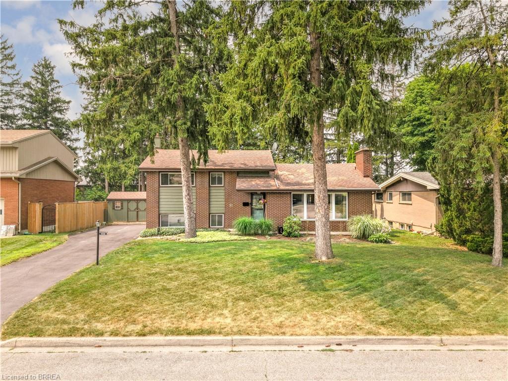 10 Brier Crescent Property Photo 42