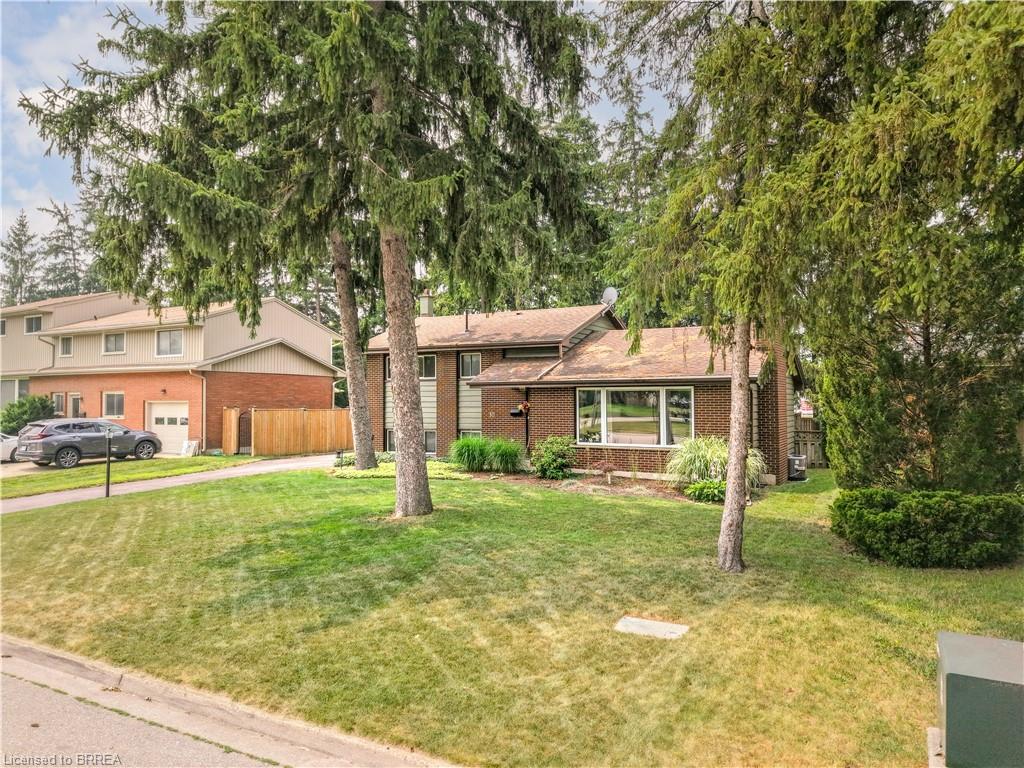 10 Brier Crescent Property Photo 43