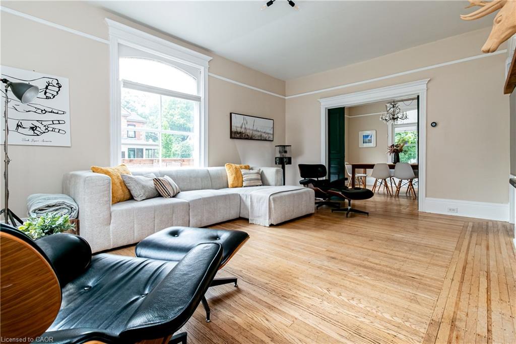 90 Victoria Street Property Photo 9