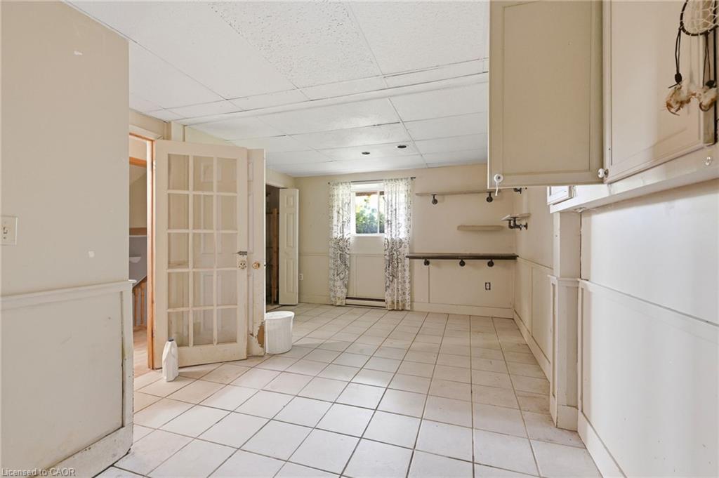 8 Jakeman Street Property Photo 27
