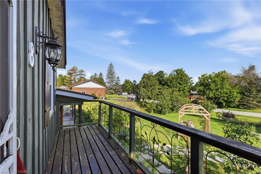 8 Jakeman Street Property Photo 36