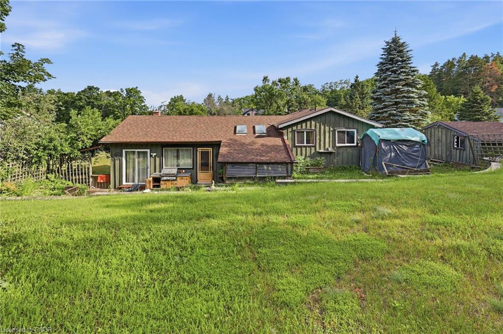 8 Jakeman Street Property Photo 40