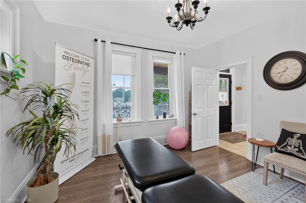 155 Lancaster Street W Property Photo 8