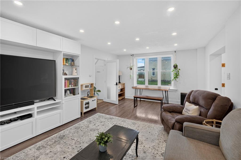 155 Lancaster Street W Property Photo 13