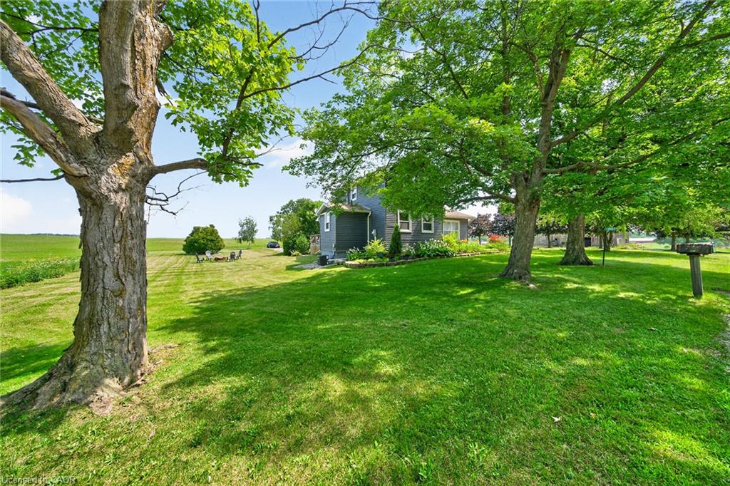 967 4th Line Property Photo 6