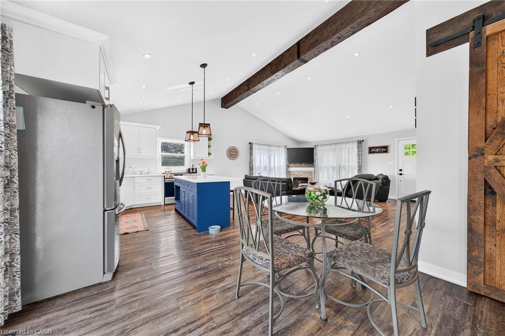 967 4th Line Property Photo 20