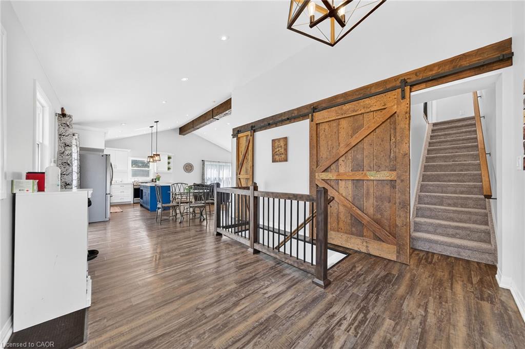 967 4th Line Property Photo 21