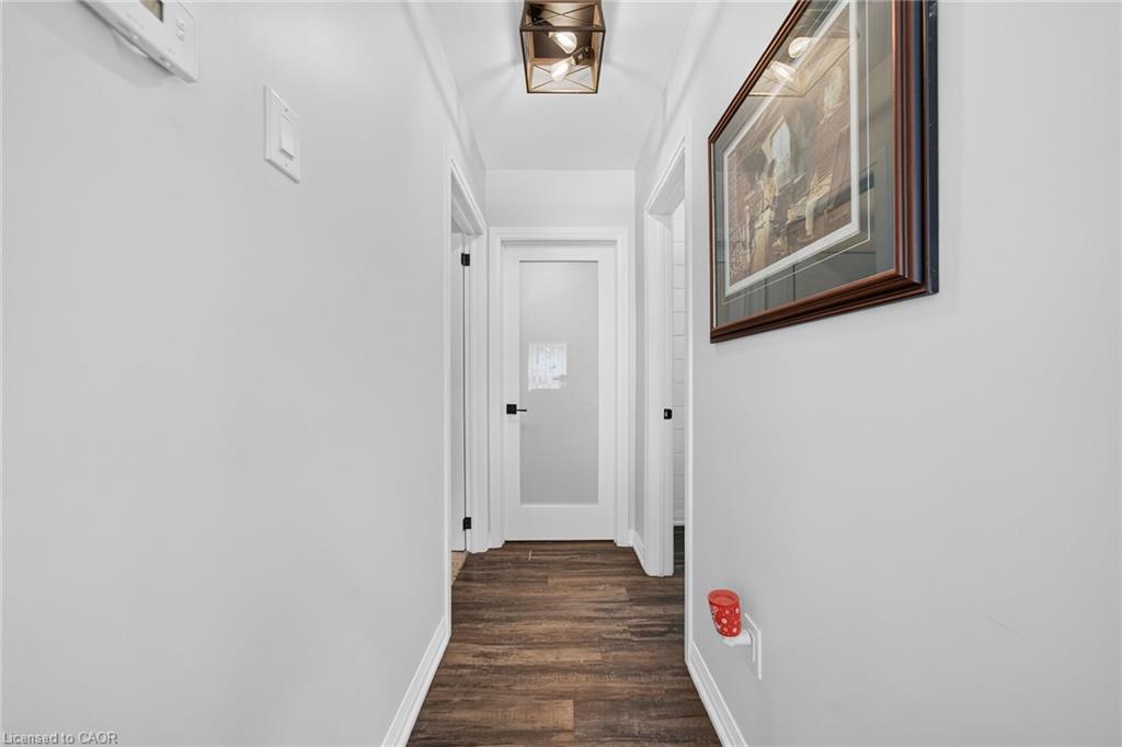 967 4th Line Property Photo 23