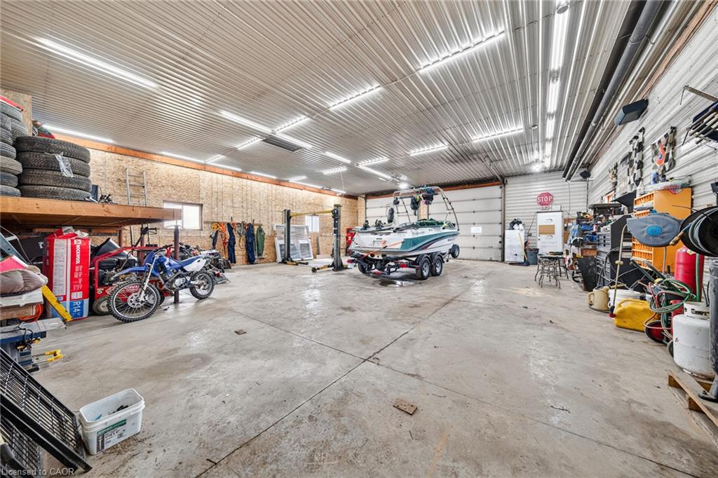 967 4th Line Property Photo 41