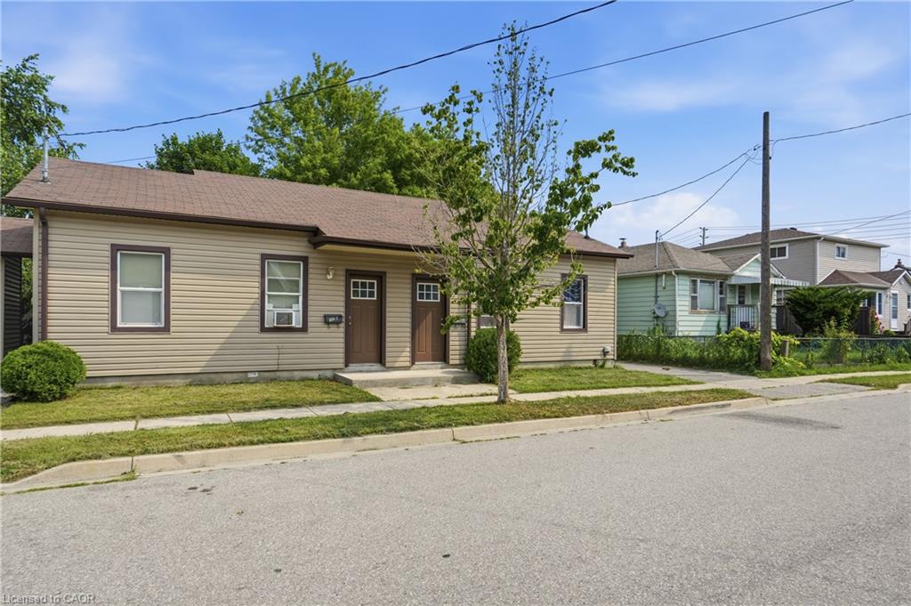 102 (a-c) Sarah Street Property Photo 6