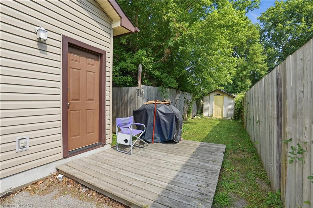 102 (a-c) Sarah Street Property Photo 15