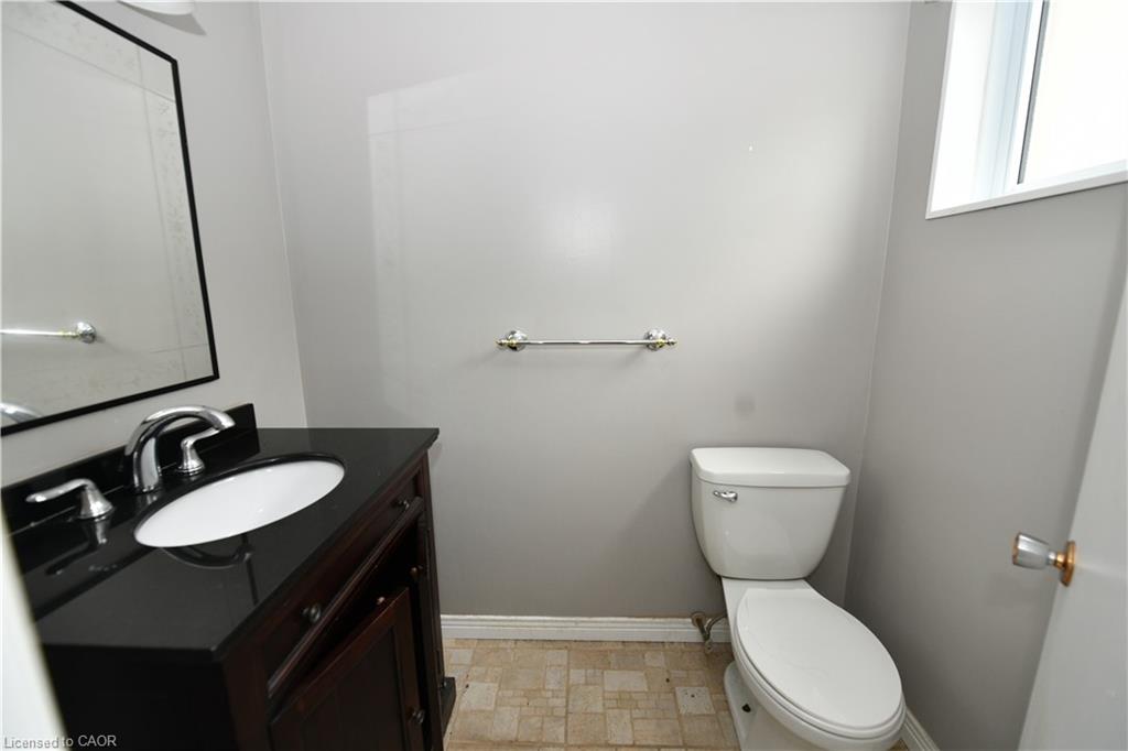 37 Ebury Crescent Property Photo 7