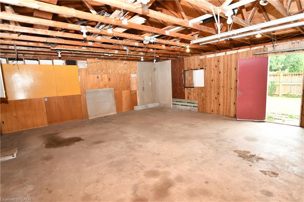 37 Ebury Crescent Property Photo 12