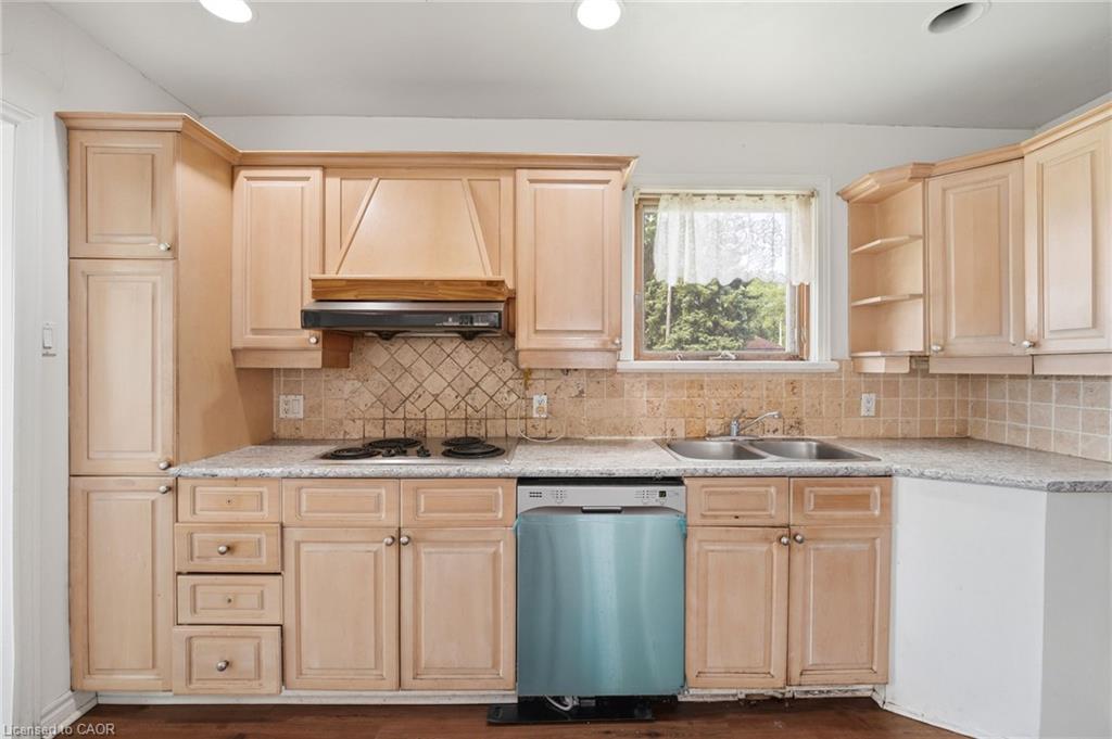 106 Flora Drive Property Photo 8