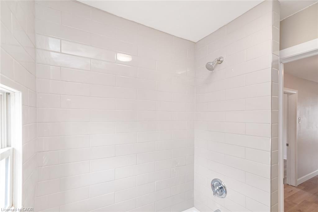 60 Keith Street Property Photo 32